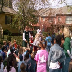 Exterior photo, elementary school group