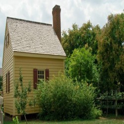 Exterior photo, side buildings